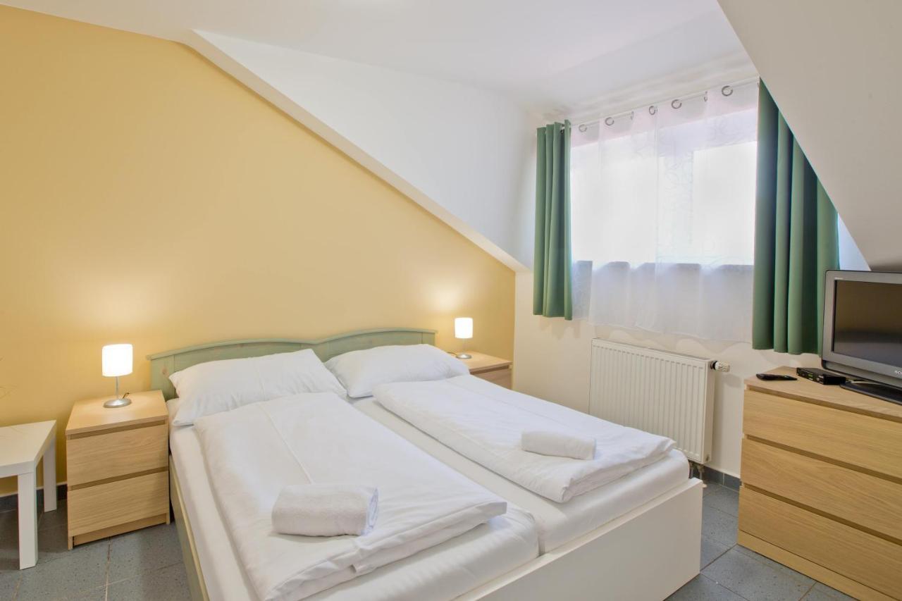 Sindlovska Krcma Hotel Ceske Budejovice Exterior photo